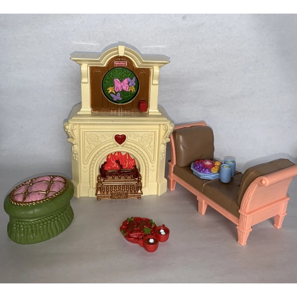 Fisher Price Loving Family Dollhouse 2 in 1 Seasonal Room Christmas Furniture - Picture 3 of 6